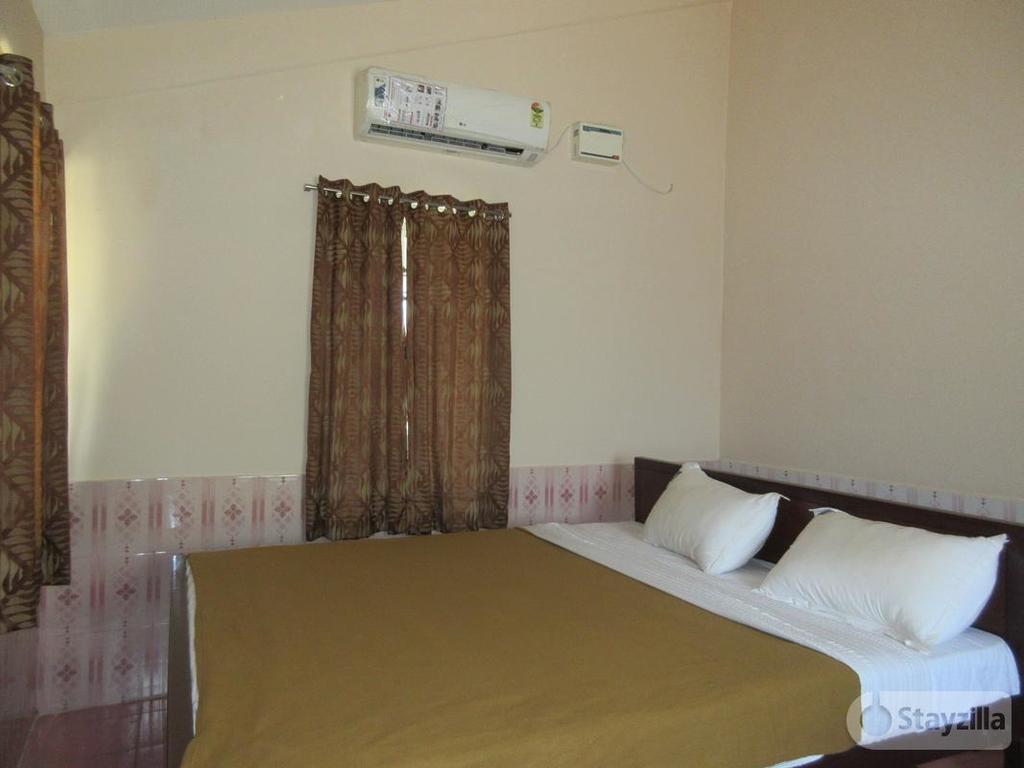 Navagraha Homestay Kumbakonam Extérieur photo